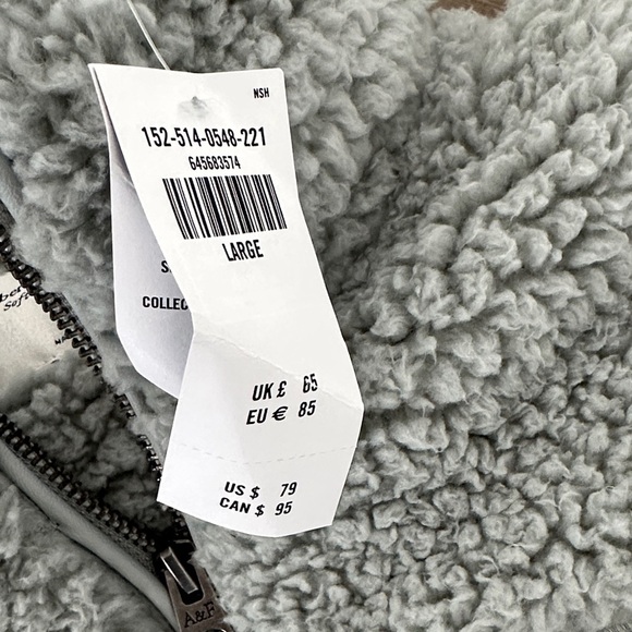 Abercrombie & Fitch Light Gray Sherpa Jacket - Picture 8 of 9
